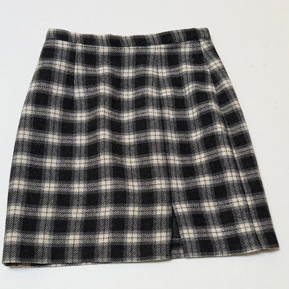 Vintage plaid skirt - Picture 1 of 4